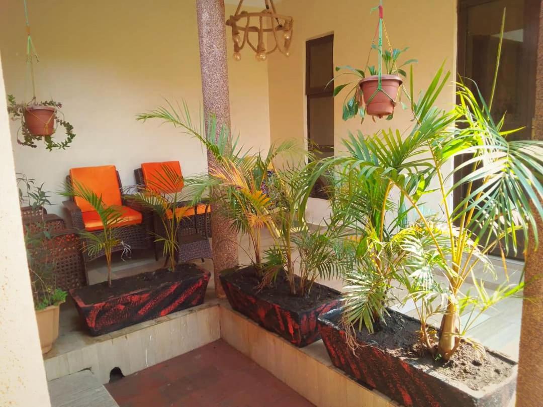 Palm Star Motel Fort Portal المظهر الخارجي الصورة