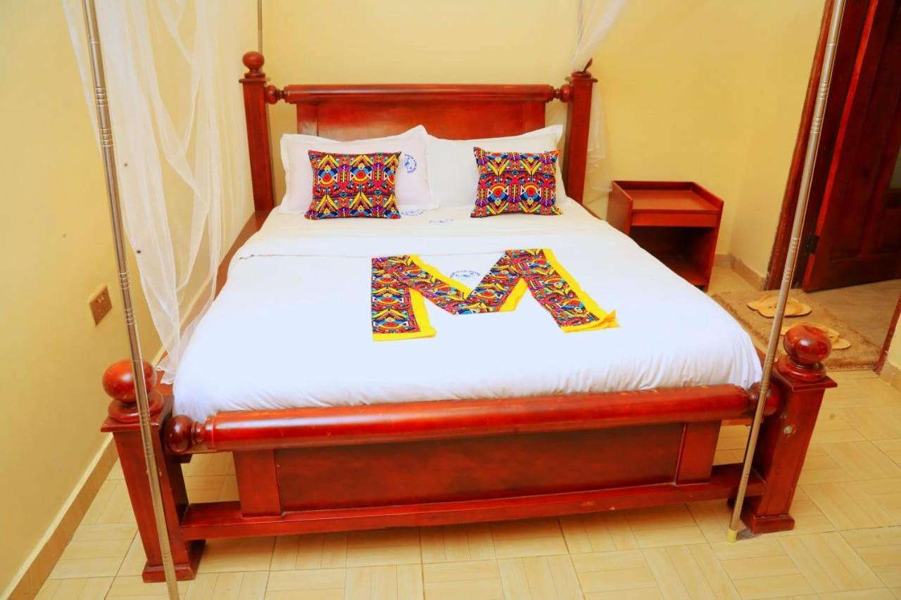 Palm Star Motel Fort Portal المظهر الخارجي الصورة