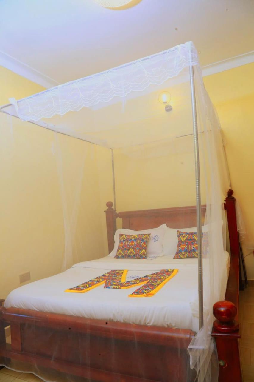 Palm Star Motel Fort Portal المظهر الخارجي الصورة