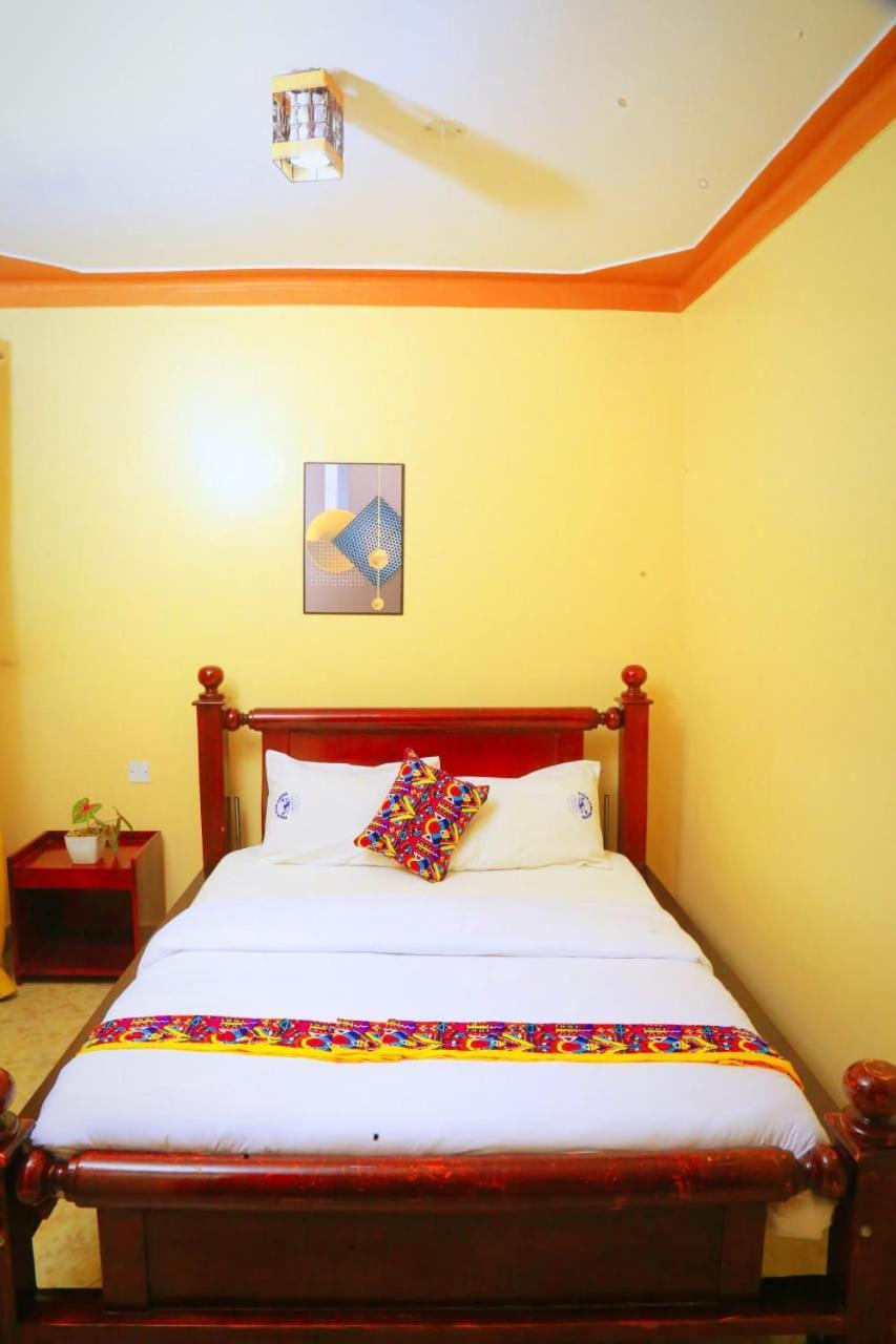 Palm Star Motel Fort Portal المظهر الخارجي الصورة